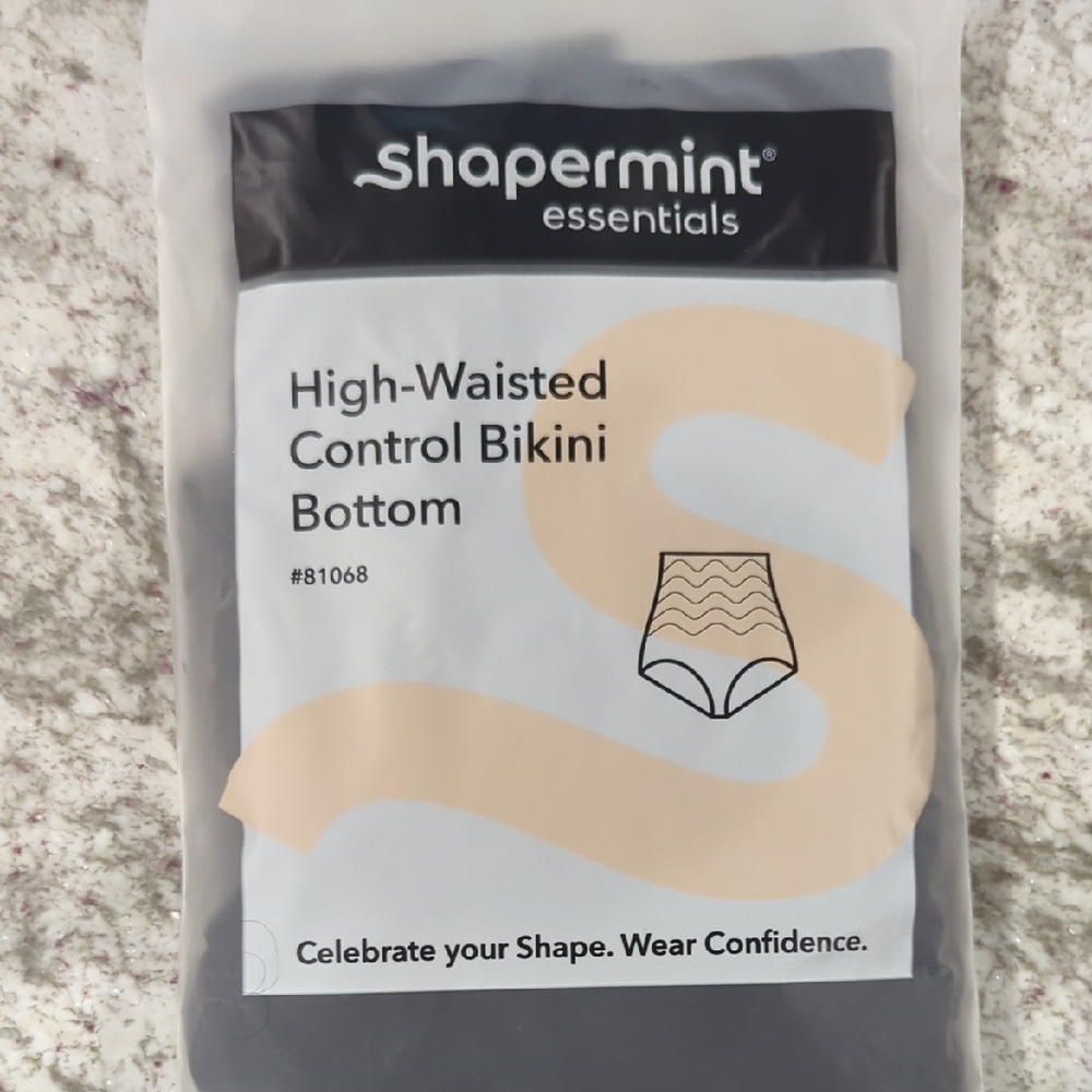 Shapermint Essentials High-Waisted Bikini Bottom - Black